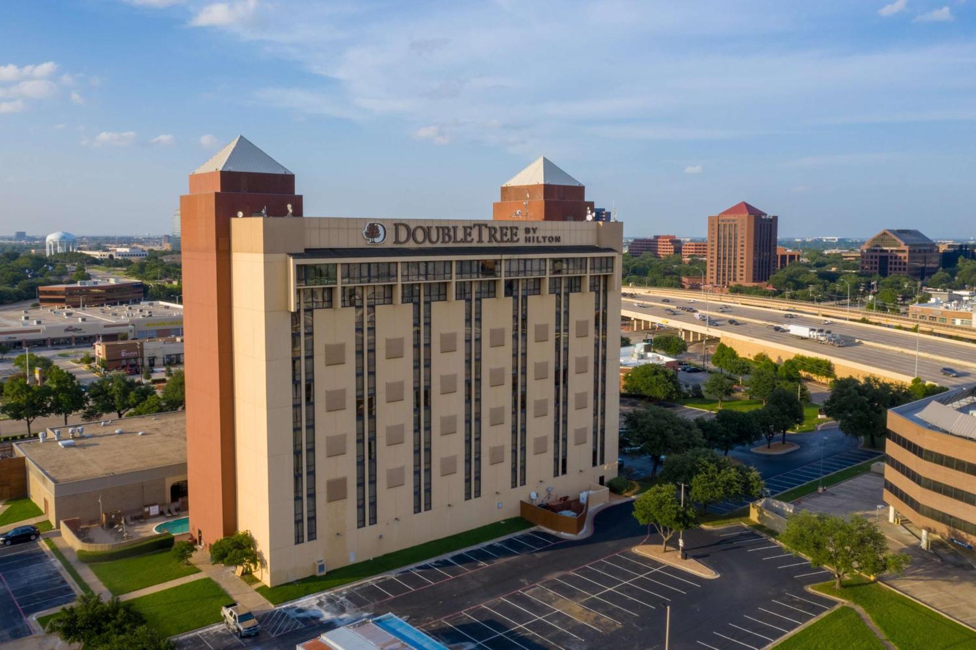 Отель Doubletree By Hilton Dallas/Ричардсон Экстерьер фото